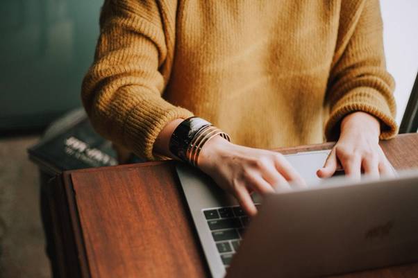 Lista di distribuzione consente di inviare e-mail a un gruppo di persone